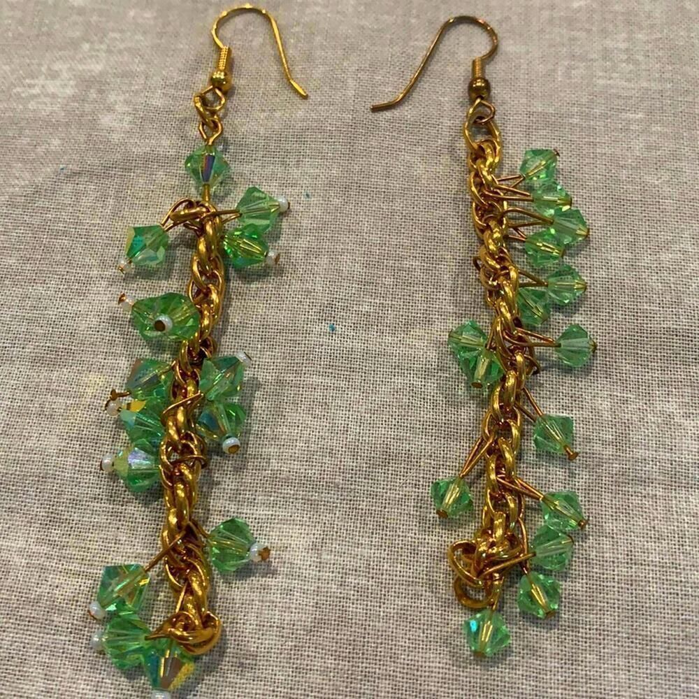 Aurora Borealis Light Green Crystal drop earrings, Vintage
